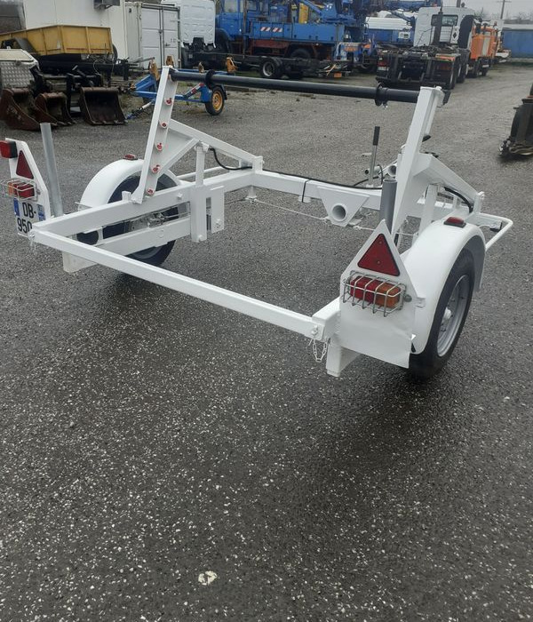 Remorques Porte Tourets VL et PL .Pour tourets de toutes dimensions s - مقطورة بكرة الكابل: صورة 3 Remorques Porte Tourets VL et PL .Pour tourets de toutes dimensions s - مقطورة بكرة الكابل: صورة 3