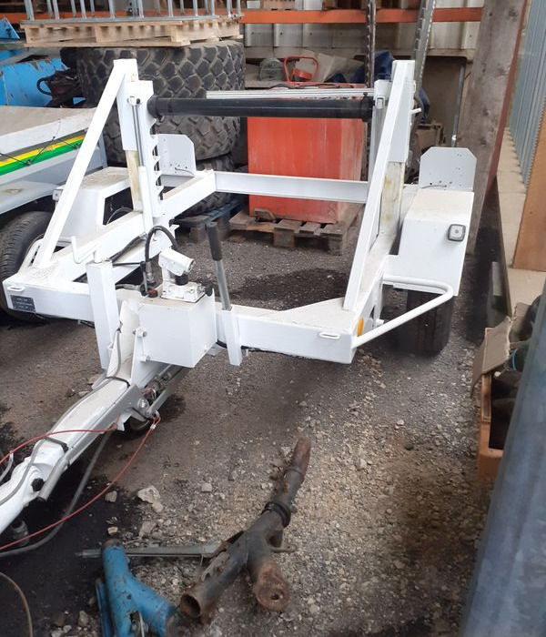 Remorques Porte Tourets VL et PL .Pour tourets de toutes dimensions s - مقطورة بكرة الكابل: صورة 1 Remorques Porte Tourets VL et PL .Pour tourets de toutes dimensions s - مقطورة بكرة الكابل: صورة 1