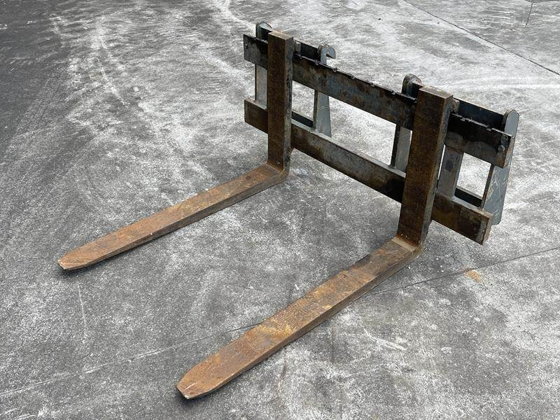 Bobcat S 450 - اللودر بعجل: صورة 2 Bobcat S 450 - اللودر بعجل: صورة 2