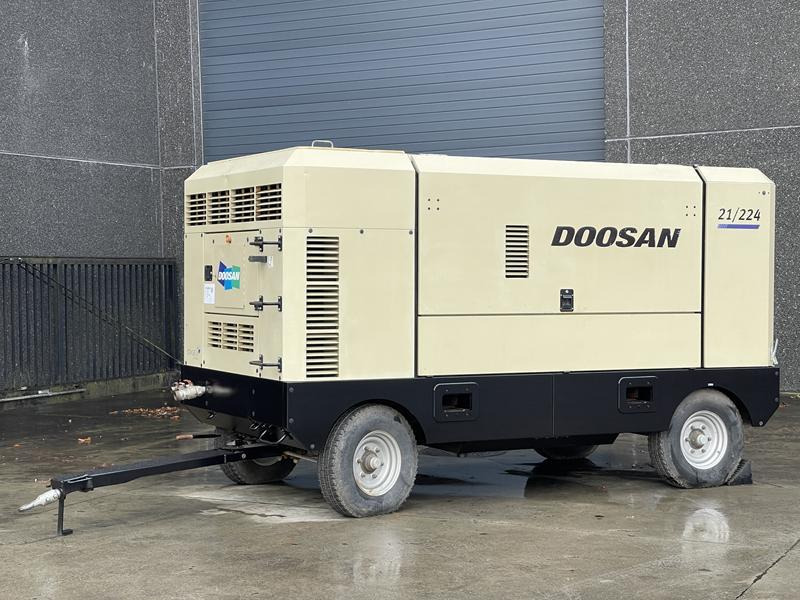 Doosan 21 / 224 - N - ضاغط هوائي: صورة 1 Doosan 21 / 224 - N - ضاغط هوائي: صورة 1