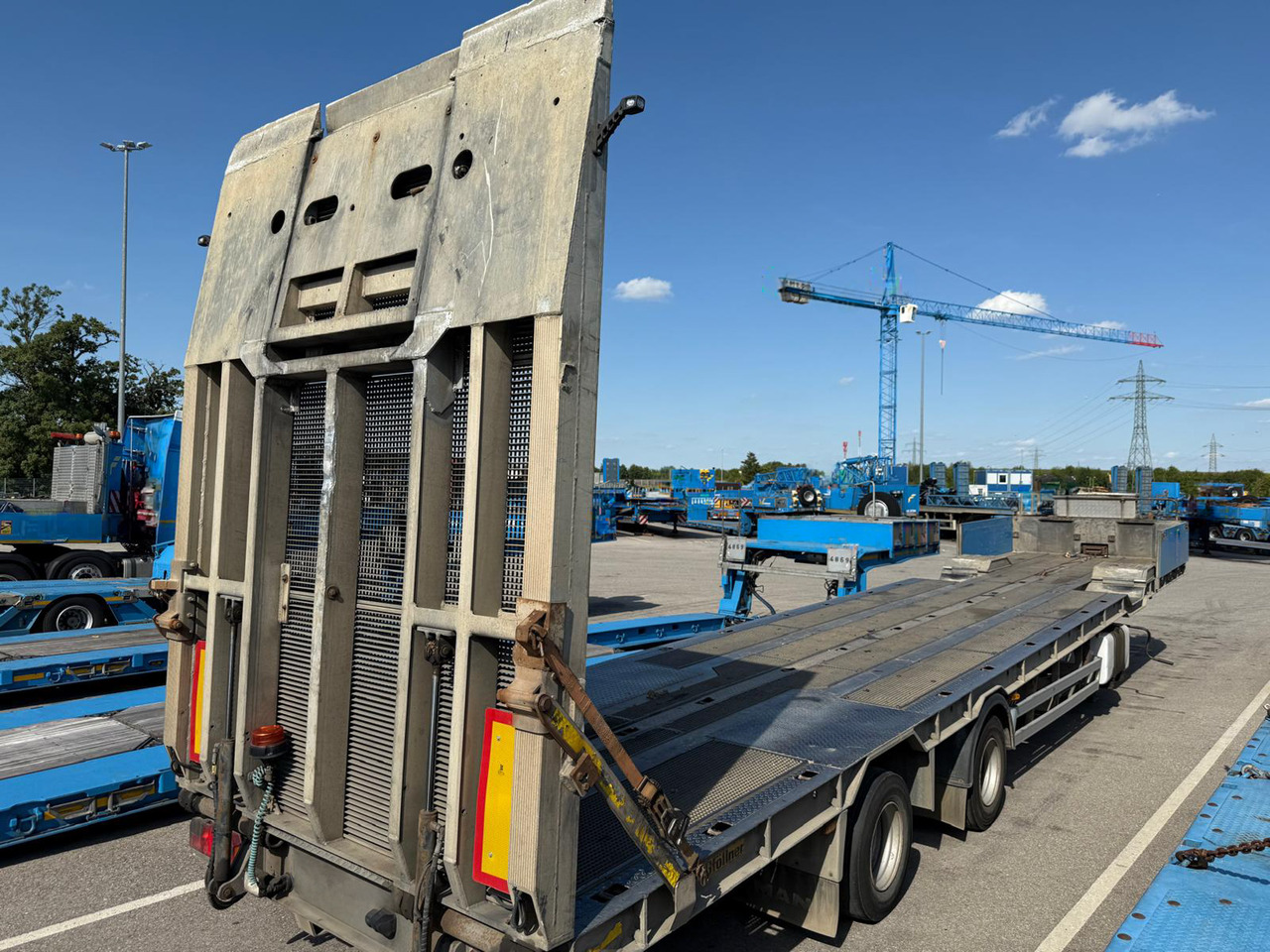 Gföllner SPL 2/20 TLÜ - نصف مقطورة بلودر منخفض: صورة 1 Gföllner SPL 2/20 TLÜ - نصف مقطورة بلودر منخفض: صورة 1