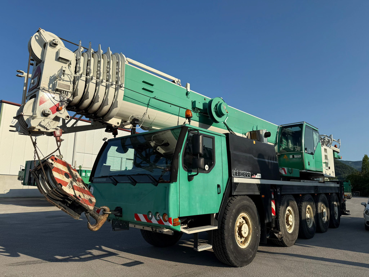 LIEBHERR LTM 1100-5.2 - موبايل كرين: صورة 1 LIEBHERR LTM 1100-5.2 - موبايل كرين: صورة 1