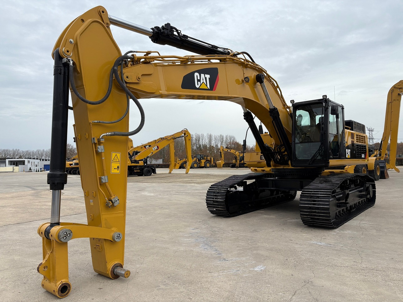 CATERPILLAR 345DL - حفار زاحف: صورة 3 CATERPILLAR 345DL - حفار زاحف: صورة 3