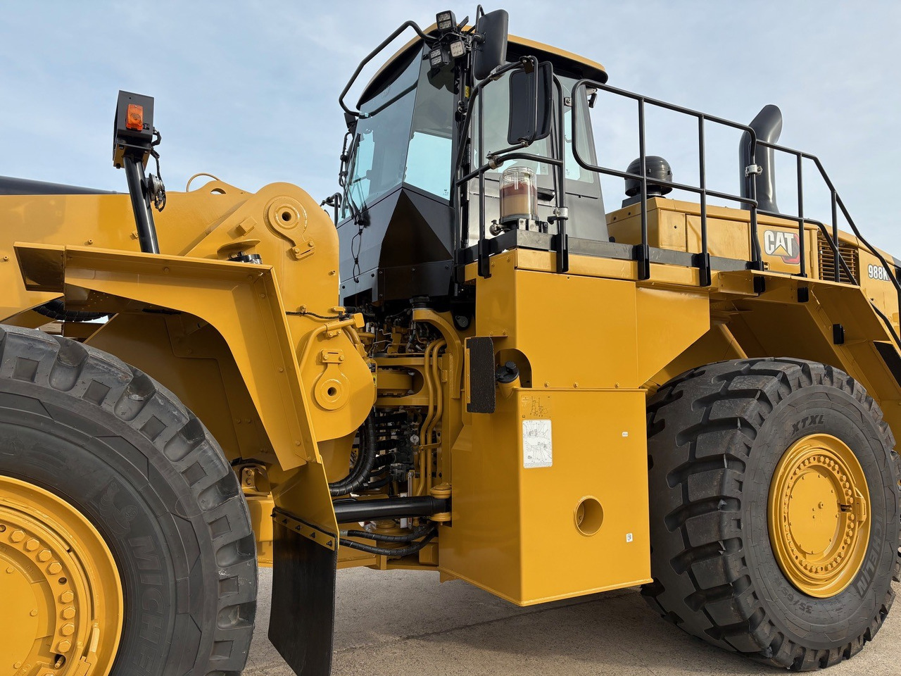 CATERPILLAR 988K - اللودر بعجل: صورة 2 CATERPILLAR 988K - اللودر بعجل: صورة 2
