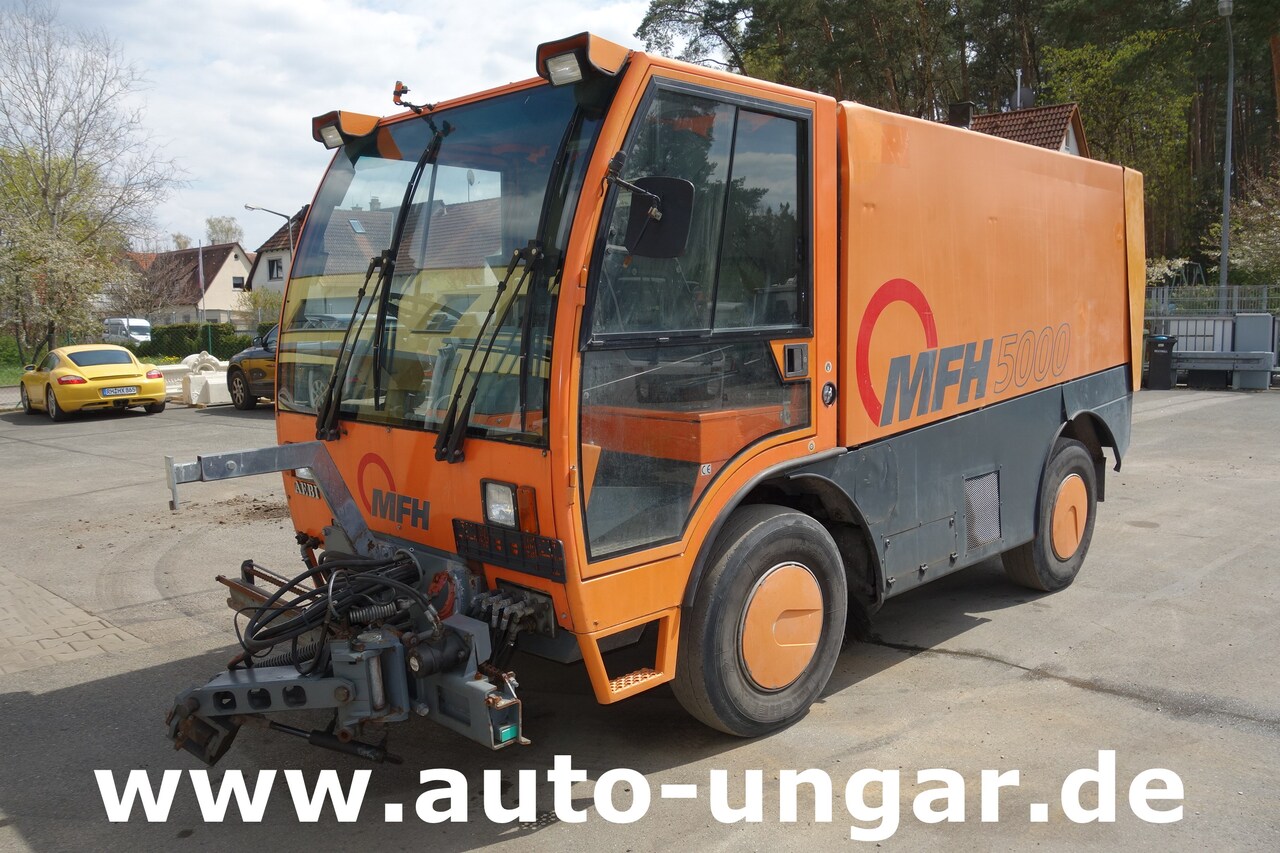 Aebi Schmidt MFH 5000 Kehrmaschine Ersatzteilträger - SpareParts EZ 2000 - سياره كنس شوارع: صورة 3 Aebi Schmidt MFH 5000 Kehrmaschine Ersatzteilträger - SpareParts EZ 2000 - سياره كنس شوارع: صورة 3