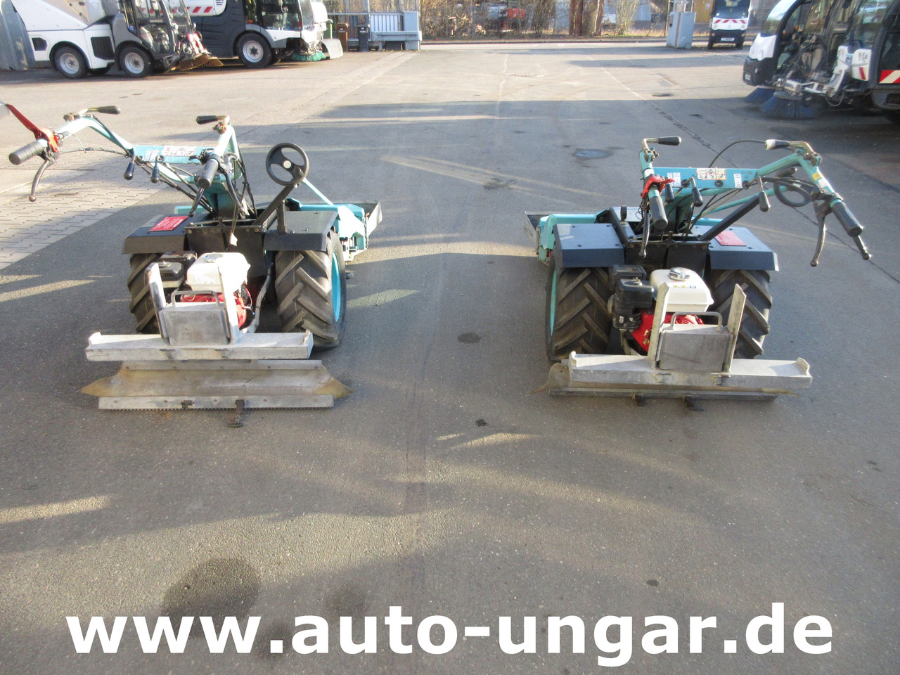 Beachtech Sweepy walk-behind Beachcleaner Strandreiniger Cribleuse de Plage - ماكينة تنظيف: صورة 2 Beachtech Sweepy walk-behind Beachcleaner Strandreiniger Cribleuse de Plage - ماكينة تنظيف: صورة 2