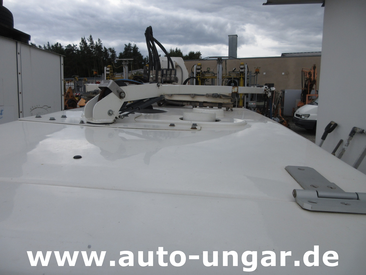 CMAR NC300 Schwemmaufbau Laveuse Bj. 2014 für Multicar Tremo Hochdruck - سيارة خدمات/ سيارة خاصة: صورة 4 CMAR NC300 Schwemmaufbau Laveuse Bj. 2014 für Multicar Tremo Hochdruck - سيارة خدمات/ سيارة خاصة: صورة 4