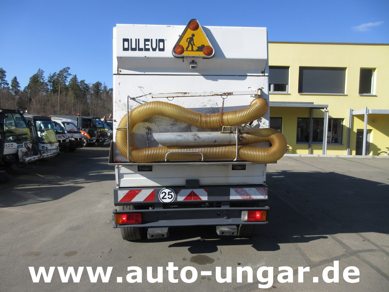 DULEVO 5000 City Hochentleerung Handsaugschlauch Frontbesen 4x4x4 - سياره كنس شوارع: صورة 4 DULEVO 5000 City Hochentleerung Handsaugschlauch Frontbesen 4x4x4 - سياره كنس شوارع: صورة 4