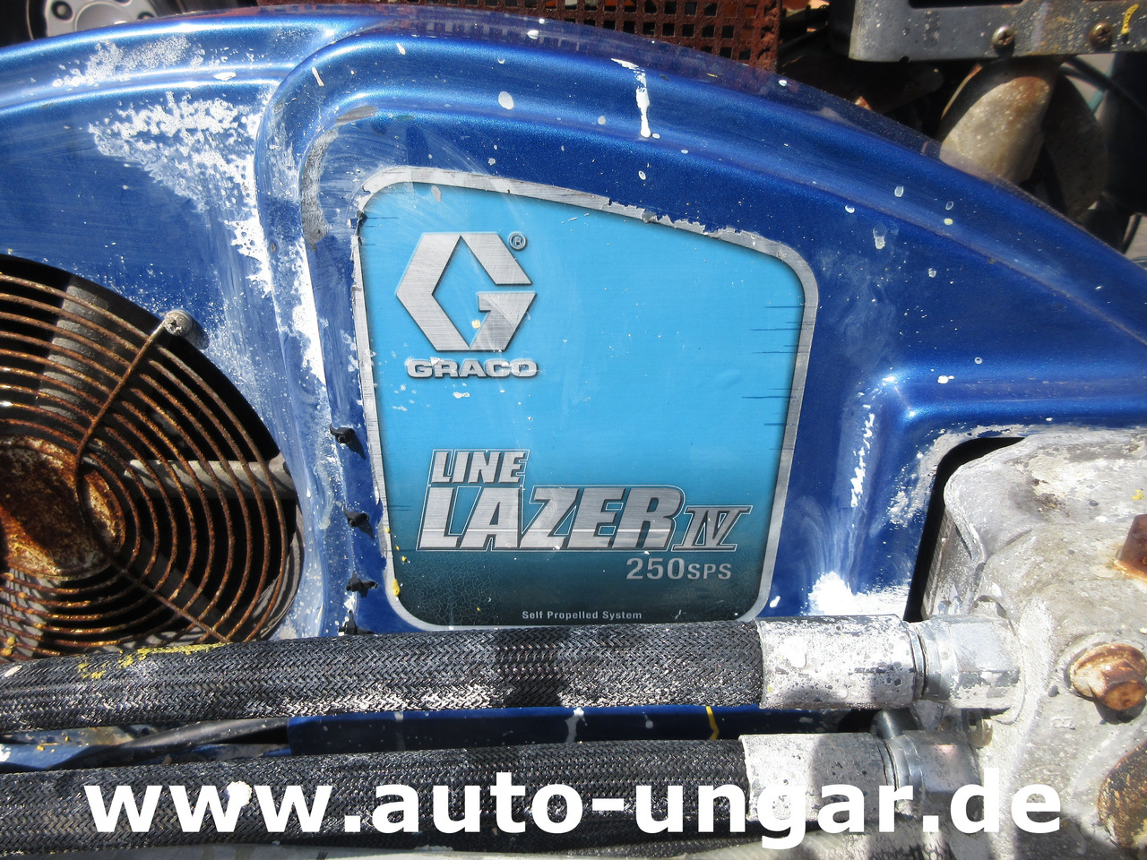 Graco LineLazer IV 250 SPS selbstfahrend Airless Perlen Roadmarking Straßenmarkierung - معــدات الاسفلت: صورة 4 Graco LineLazer IV 250 SPS selbstfahrend Airless Perlen Roadmarking Straßenmarkierung - معــدات الاسفلت: صورة 4