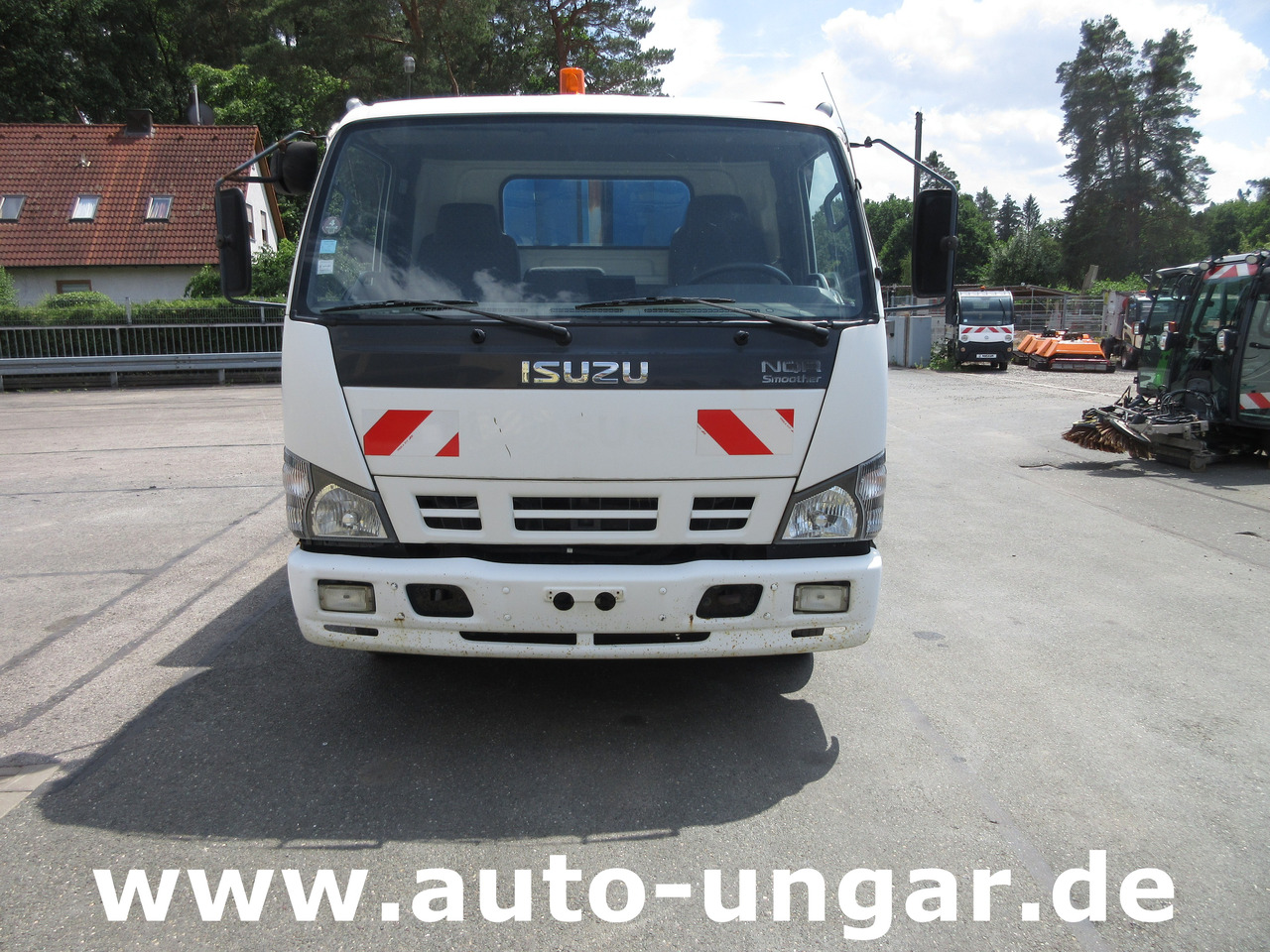 ISUZU NQR Smoother Q75 Y07 Müllwagen 8m³ TECNO 7.500kg Kipper Presse Lifter - شاحنة قمامة: صورة 2 ISUZU NQR Smoother Q75 Y07 Müllwagen 8m³ TECNO 7.500kg Kipper Presse Lifter - شاحنة قمامة: صورة 2