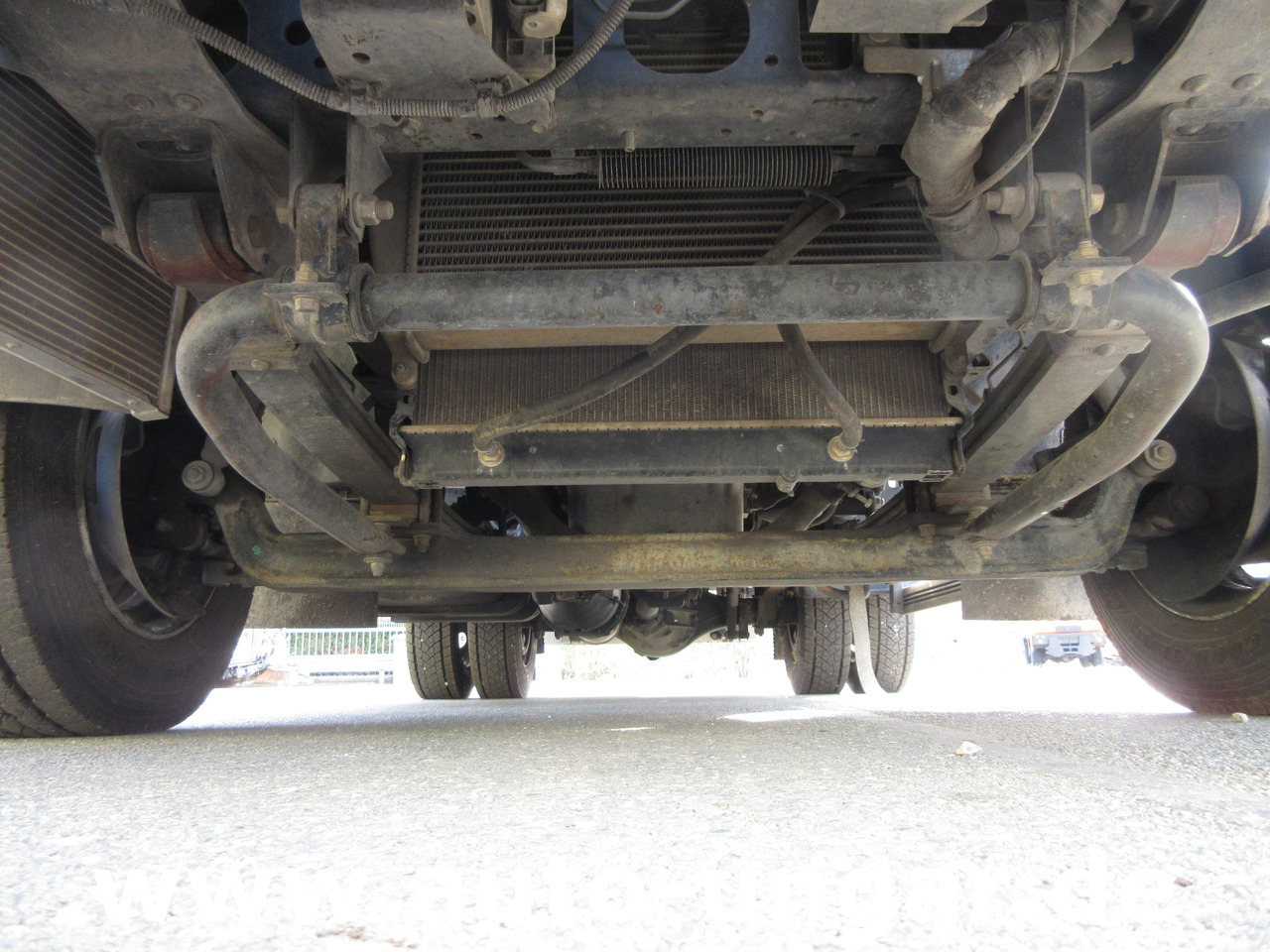 Isuzu NPR 75 Müllwagen Provence Benne - Faun Lifter Presse Kipper Trittbrett Bj 12 - شاحنة قمامة: صورة 5 Isuzu NPR 75 Müllwagen Provence Benne - Faun Lifter Presse Kipper Trittbrett Bj 12 - شاحنة قمامة: صورة 5