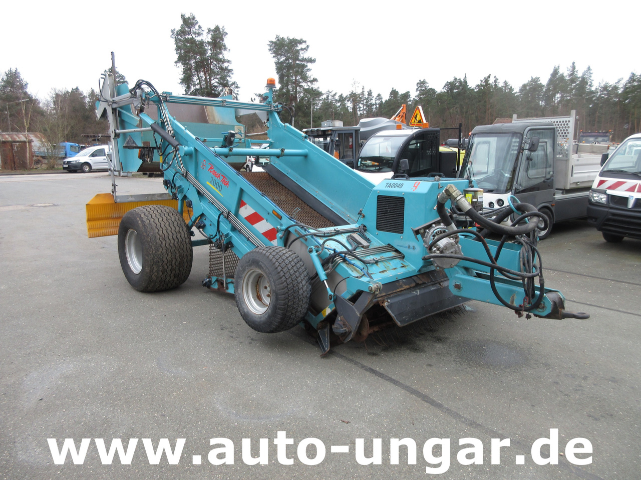 Kässbohrer BeachTech 2000 Strandreiniger Beachcleaner Nettoyeur Cribleuse de Plage - سيارة خدمات/ سيارة خاصة: صورة 1 Kässbohrer BeachTech 2000 Strandreiniger Beachcleaner Nettoyeur Cribleuse de Plage - سيارة خدمات/ سيارة خاصة: صورة 1