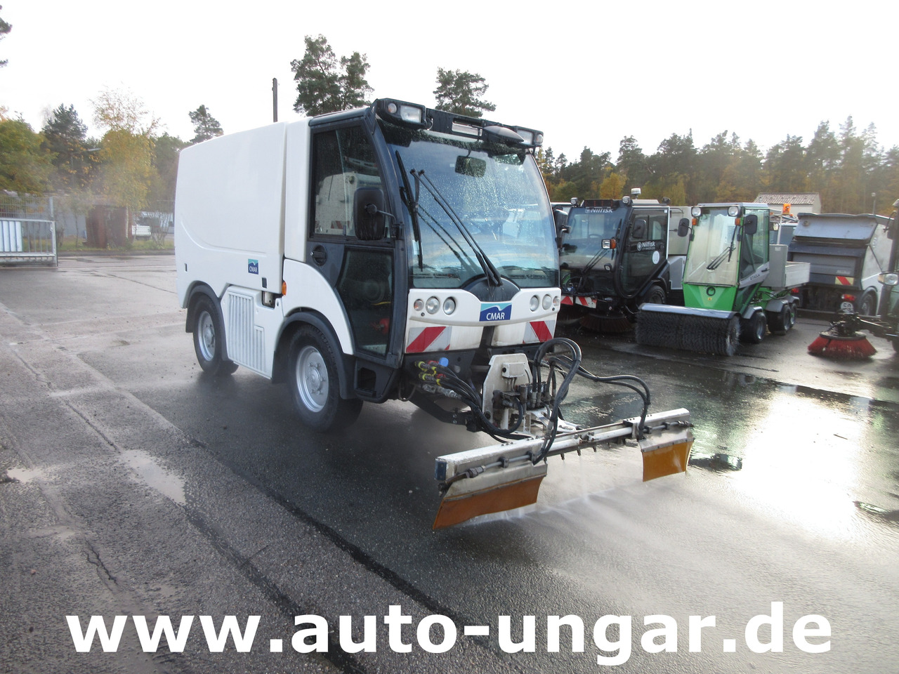 Multicar Tremo X56 CMAR LC 860 Schwemmfahrzeug Streetwasher 4x4x4 Baujahr 2014 EU5 - سيارة خدمات/ سيارة خاصة: صورة 1 Multicar Tremo X56 CMAR LC 860 Schwemmfahrzeug Streetwasher 4x4x4 Baujahr 2014 EU5 - سيارة خدمات/ سيارة خاصة: صورة 1