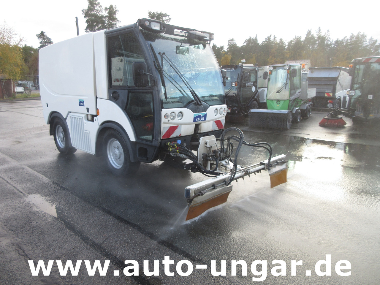 Multicar Tremo X56 CMAR LC 860 Schwemmfahrzeug Streetwasher 4x4x4 Baujahr 2014 EU5 - سيارة خدمات/ سيارة خاصة: صورة 2 Multicar Tremo X56 CMAR LC 860 Schwemmfahrzeug Streetwasher 4x4x4 Baujahr 2014 EU5 - سيارة خدمات/ سيارة خاصة: صورة 2