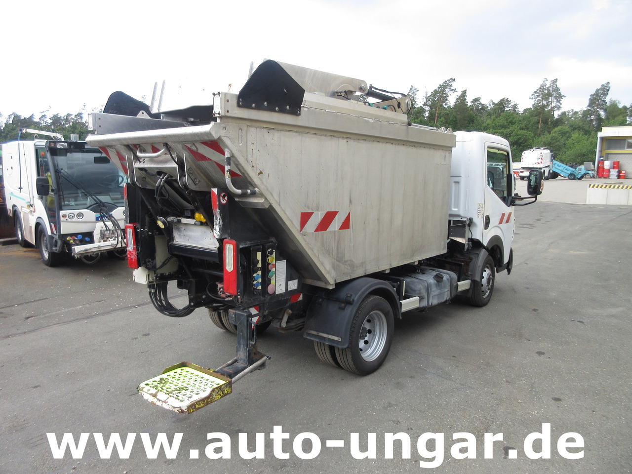 RENAULT Maxity 3.500kg Faun Provence Benne Müllwagen 5m³ Alumulde mit Presse - شاحنة قمامة: صورة 5 RENAULT Maxity 3.500kg Faun Provence Benne Müllwagen 5m³ Alumulde mit Presse - شاحنة قمامة: صورة 5