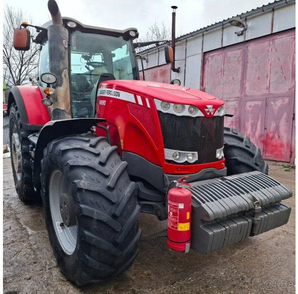 Massey Ferguson 8690 (MF) - جرار: صورة 1 Massey Ferguson 8690 (MF) - جرار: صورة 1