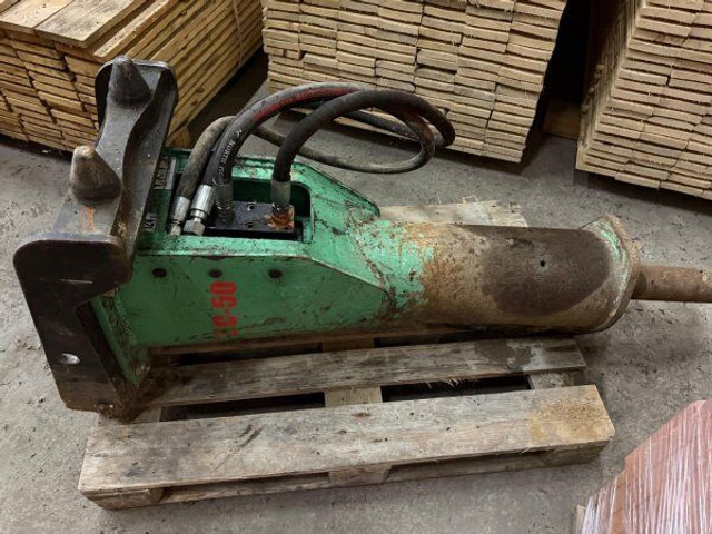 Mecalac 714 MW - حفار ذو عجلات: صورة 5 Mecalac 714 MW - حفار ذو عجلات: صورة 5