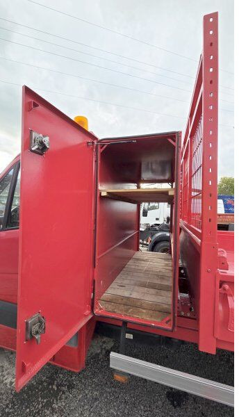 تأجير Mercedes-Benz Sprinter 516 CDI 2.2 Mercedes-Benz Sprinter 516 CDI 2.2: صورة 13