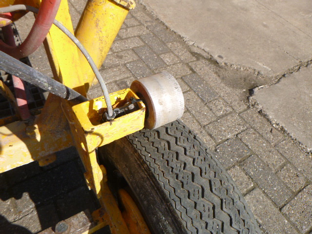 معــدات الاسفلت HOFMANN H25 Cold Paint road marker: صورة 15