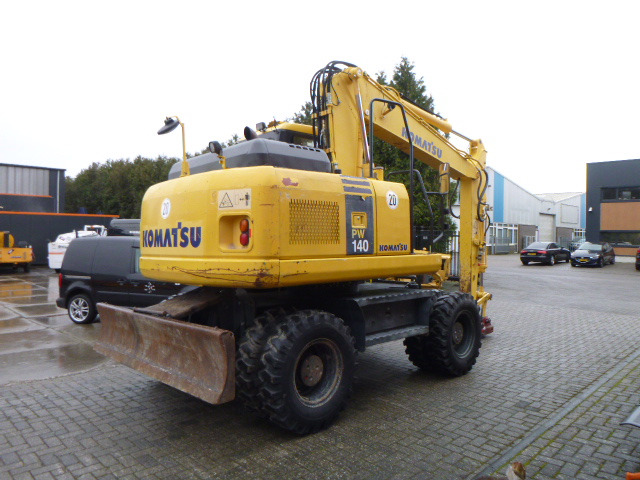 KOMATSU PW140-7 - حفار ذو عجلات: صورة 5 KOMATSU PW140-7 - حفار ذو عجلات: صورة 5