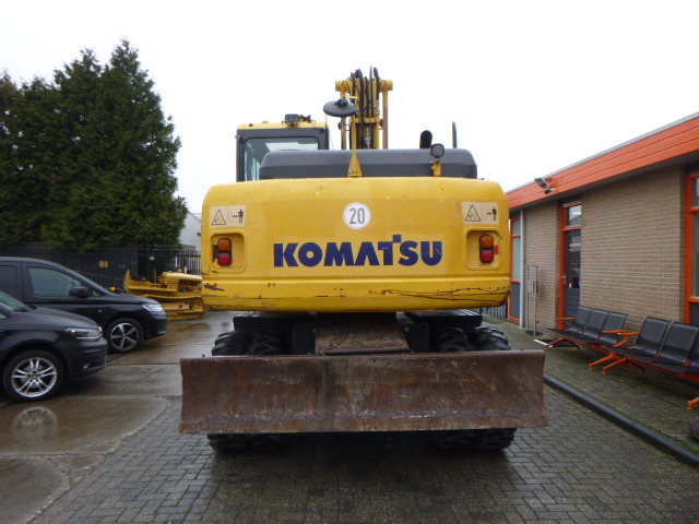 KOMATSU PW140-7 - حفار ذو عجلات: صورة 4 KOMATSU PW140-7 - حفار ذو عجلات: صورة 4