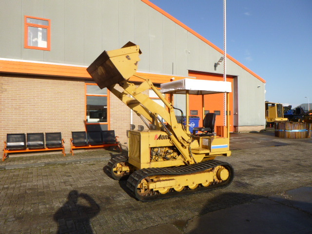 اللودر المجنزر MOROOKA MS-45: صورة 16