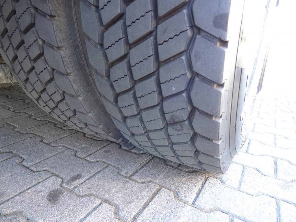 Iveco Stralis 420 6X2 Montagekran Fassi F335 28Meter - شاحنة كرين, شاحنات مسطحة: صورة 3 Iveco Stralis 420 6X2 Montagekran Fassi F335 28Meter - شاحنة كرين, شاحنات مسطحة: صورة 3