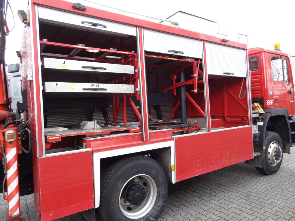 MAN F90 16.242 4X4 / Feuerwehr - شاحنة حريق: صورة 2 MAN F90 16.242 4X4 / Feuerwehr - شاحنة حريق: صورة 2