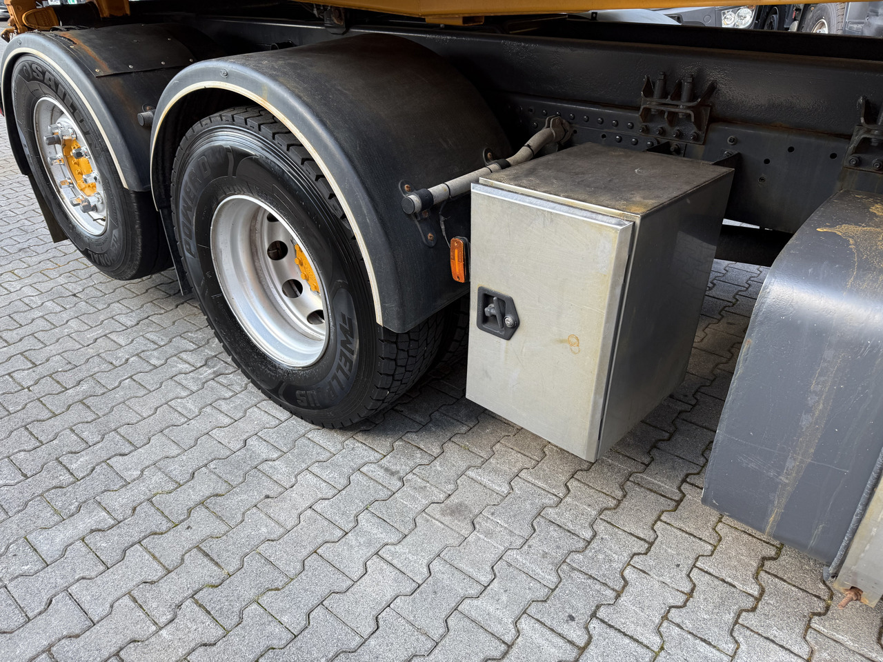 MAN TGA 26.360 6X2 Kipper Kran Palfinger 15500 - شاحنة قلاب, شاحنة كرين: صورة 2 MAN TGA 26.360 6X2 Kipper Kran Palfinger 15500 - شاحنة قلاب, شاحنة كرين: صورة 2