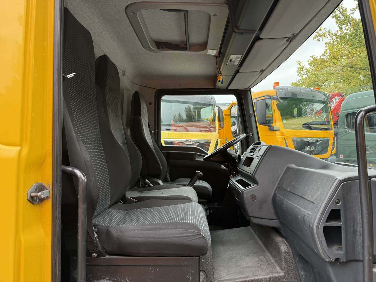 MAN TGL 8.180 BB - شاحنات مسطحة: صورة 5 MAN TGL 8.180 BB - شاحنات مسطحة: صورة 5