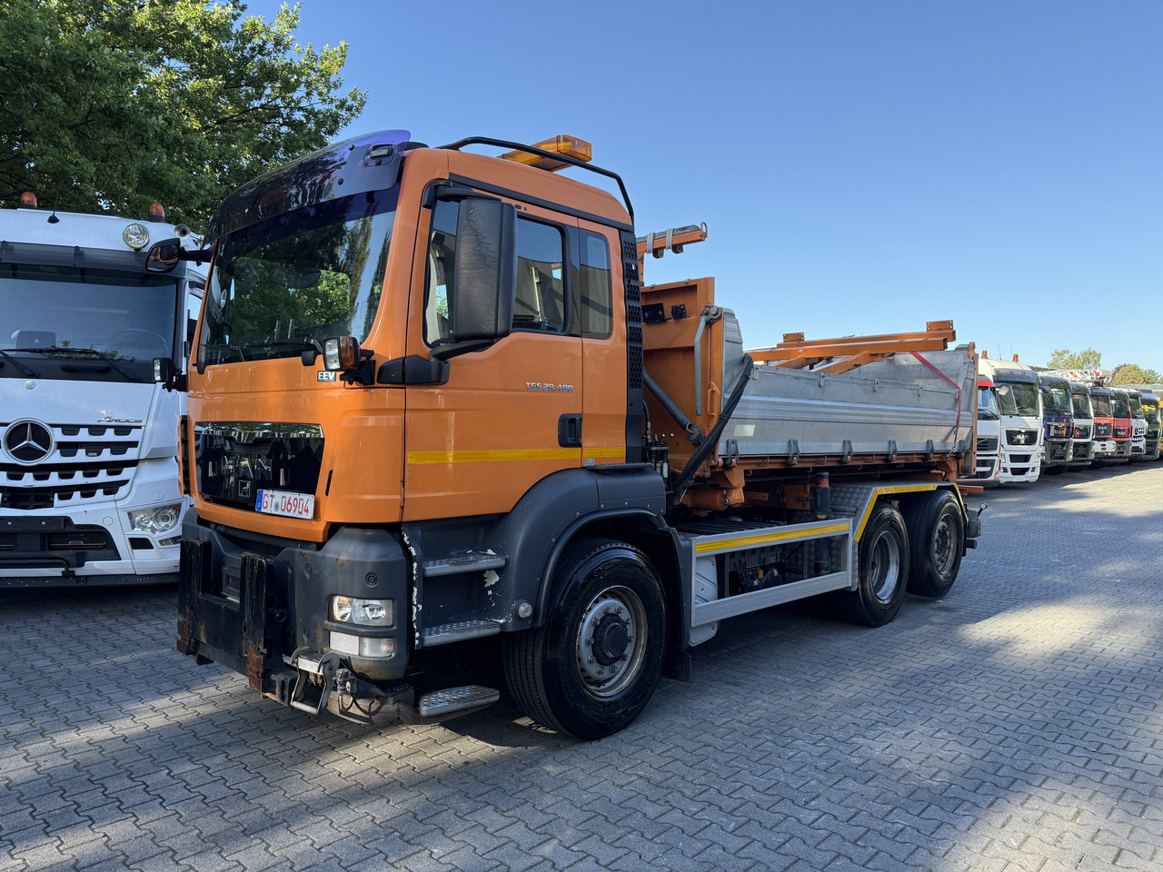 MAN TGS 28.400 6X4H-4 BL - شاحنة بهيكل معدني للمقصورة, شاحنة كرين: صورة 1 MAN TGS 28.400 6X4H-4 BL - شاحنة بهيكل معدني للمقصورة, شاحنة كرين: صورة 1