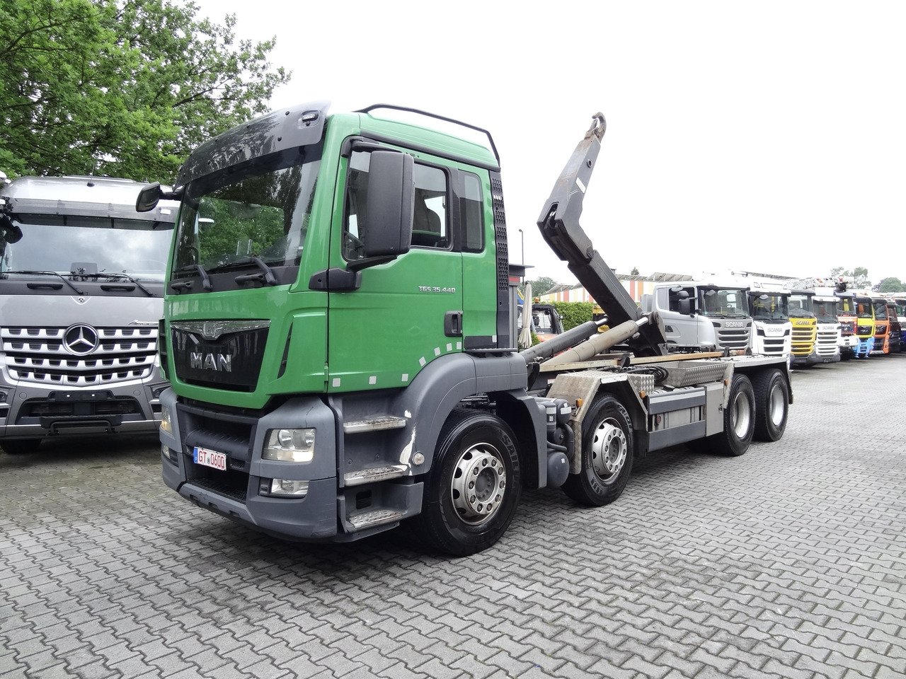 MAN TGS 35.440 8X4 BB VDL Haken - شاحنة برافعة خطافية: صورة 1 MAN TGS 35.440 8X4 BB VDL Haken - شاحنة برافعة خطافية: صورة 1