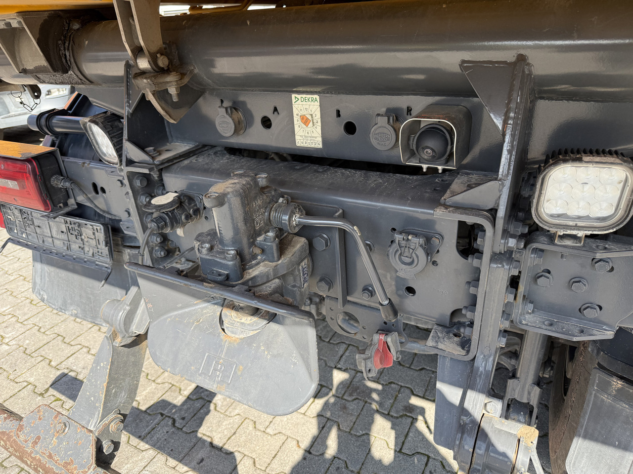 MAN TGS 41.500 8X6 BB Meiller - شاحنة قلاب: صورة 4 MAN TGS 41.500 8X6 BB Meiller - شاحنة قلاب: صورة 4