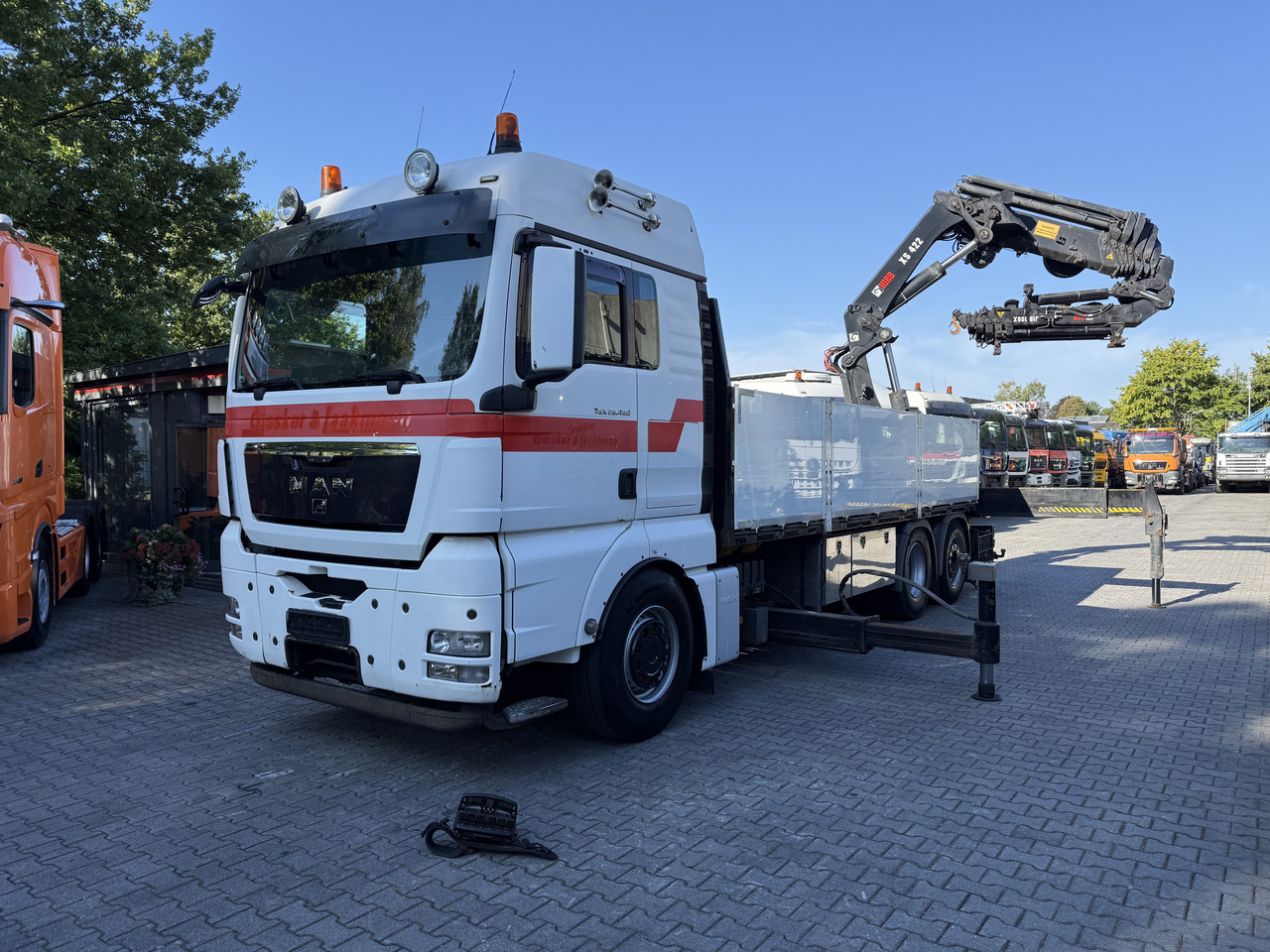 MAN TGX 26.480 6X2 Hiab 422 + Jib + Winde - شاحنات مسطحة, شاحنة كرين: صورة 1 MAN TGX 26.480 6X2 Hiab 422 + Jib + Winde - شاحنات مسطحة, شاحنة كرين: صورة 1