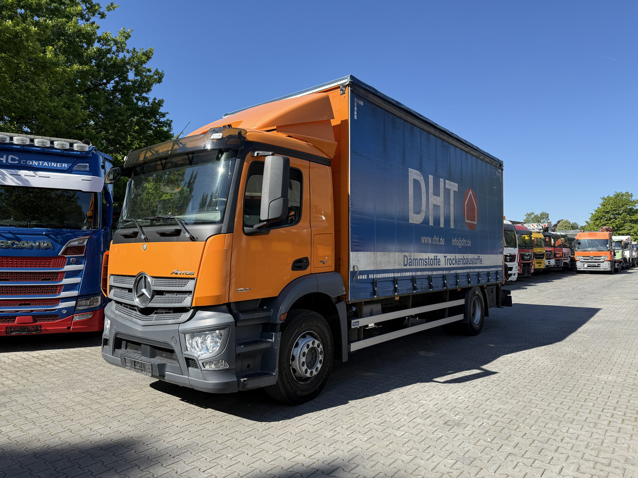 Mercedes-Benz Actros 1827 Kran Palfinger PK 9002 - شاحنة ذات ستائر جانبية, شاحنة كرين: صورة 1 Mercedes-Benz Actros 1827 Kran Palfinger PK 9002 - شاحنة ذات ستائر جانبية, شاحنة كرين: صورة 1