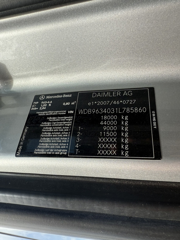 Mercedes-Benz Actros 1842LS Kran HMF 2020 bis 18 Meter - مقطورة السحب: صورة 4 Mercedes-Benz Actros 1842LS Kran HMF 2020 bis 18 Meter - مقطورة السحب: صورة 4