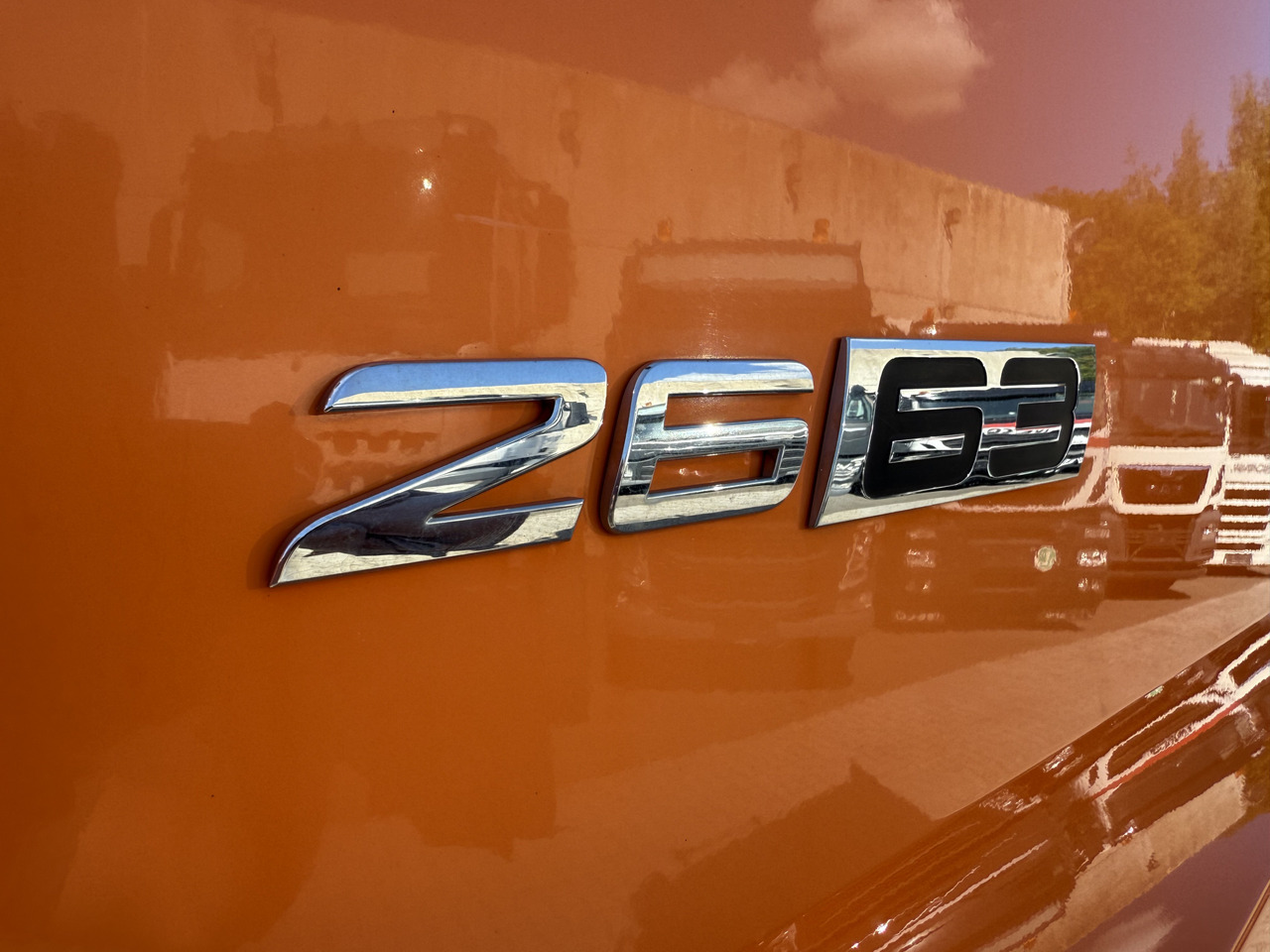 Mercedes-Benz Actros MP5 2663 6X4 Super Ausstattung - رأس تريلا: صورة 4 Mercedes-Benz Actros MP5 2663 6X4 Super Ausstattung - رأس تريلا: صورة 4