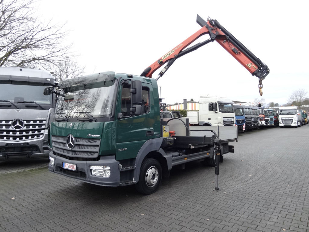 Mercedes-Benz Atego 1023 Palfinger 6501 bis 14.5 Meter - شاحنة كرين, شاحنات مسطحة: صورة 1 Mercedes-Benz Atego 1023 Palfinger 6501 bis 14.5 Meter - شاحنة كرين, شاحنات مسطحة: صورة 1