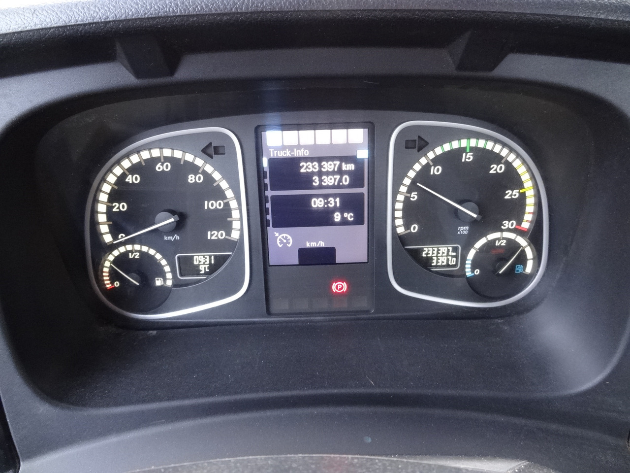 Mercedes-Benz Atego 818 Kran Palfinger 6501 - شاحنة كرين, شاحنات مسطحة: صورة 5 Mercedes-Benz Atego 818 Kran Palfinger 6501 - شاحنة كرين, شاحنات مسطحة: صورة 5
