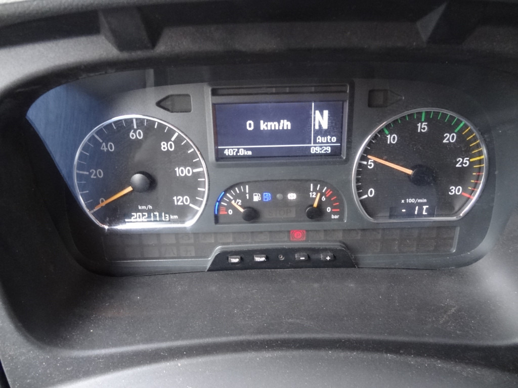 Mercedes-Benz Atego 822 - شاحنة صندوقية: صورة 2 Mercedes-Benz Atego 822 - شاحنة صندوقية: صورة 2