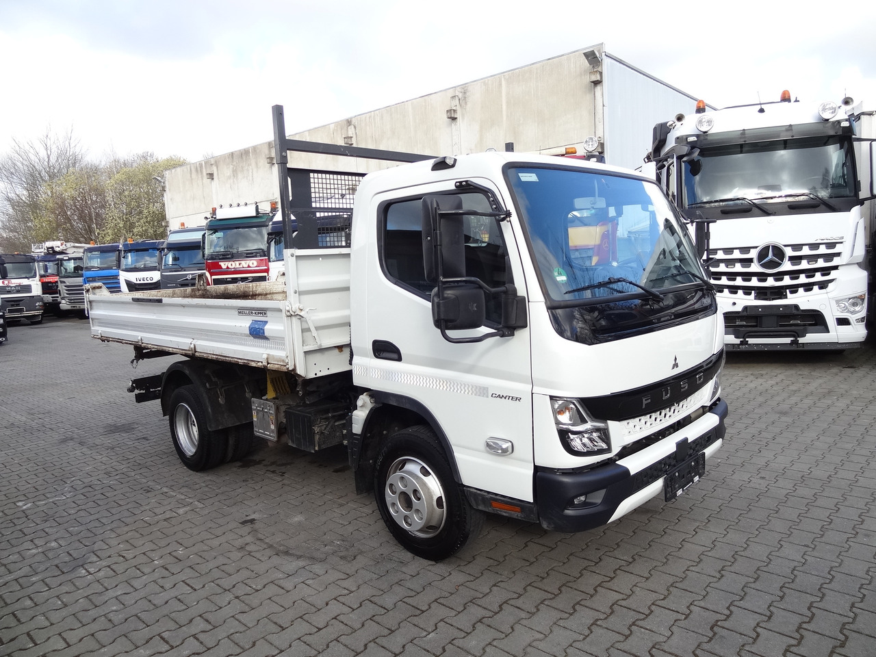 شاحنة قلاب Mitsubishi Fuso 7C18 Meiller: صورة 11