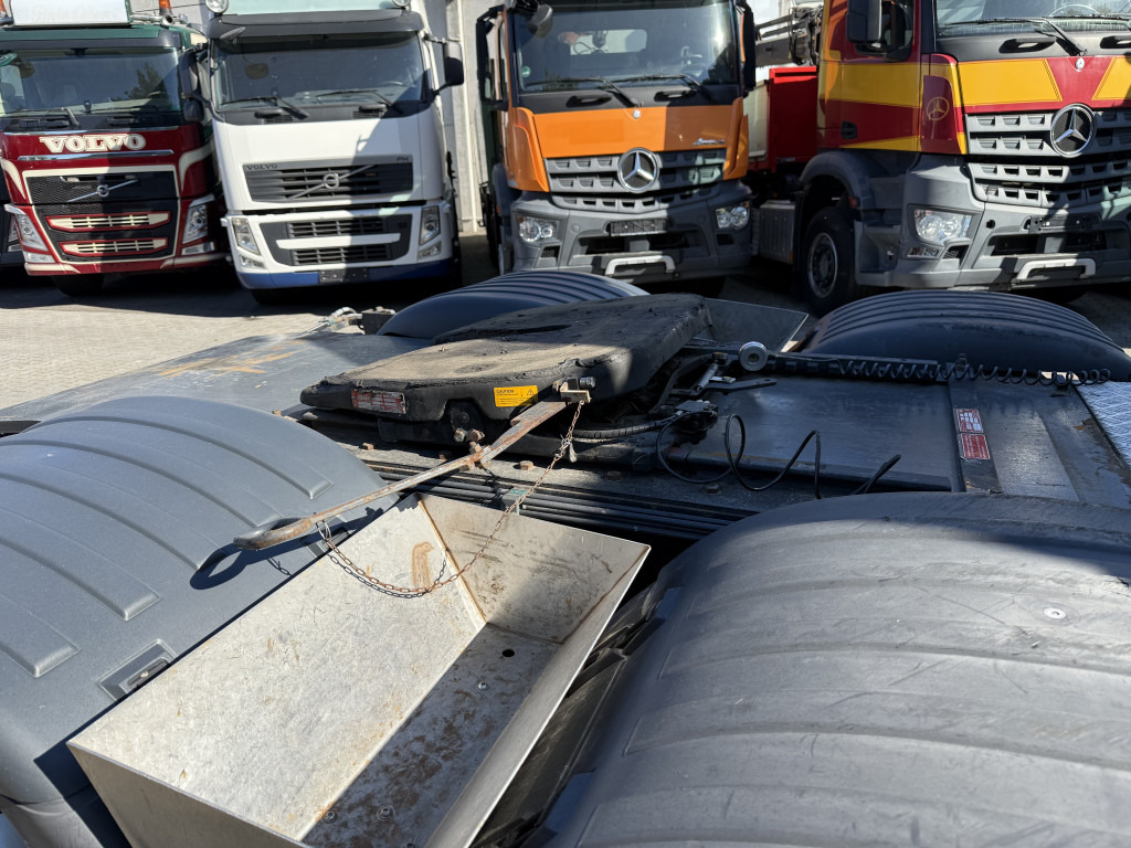 Scania R400 6X2 Kran Hiab 377-8 bis 25 Meter - شاحنة كرين, مقطورة السحب: صورة 2 Scania R400 6X2 Kran Hiab 377-8 bis 25 Meter - شاحنة كرين, مقطورة السحب: صورة 2