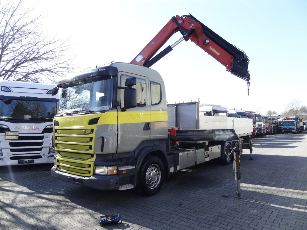 Scania R440 6X2*4 Kran HMF 3000 bis 30 Meter - شاحنات مسطحة, شاحنة كرين: صورة 1 Scania R440 6X2*4 Kran HMF 3000 bis 30 Meter - شاحنات مسطحة, شاحنة كرين: صورة 1