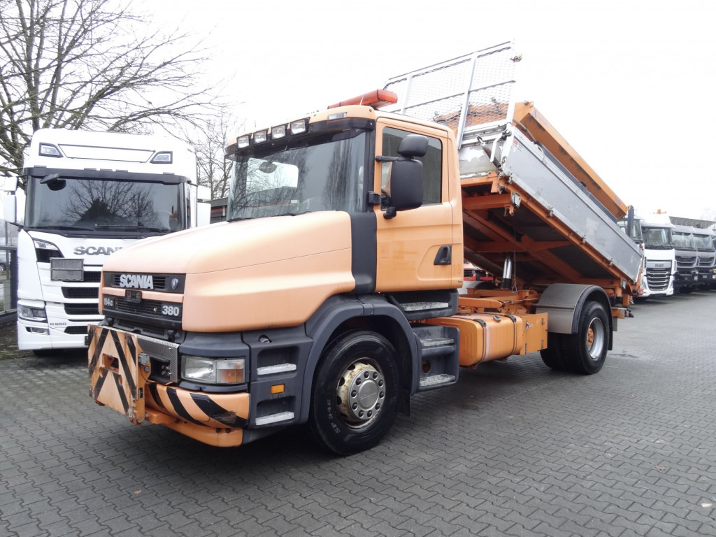 Scania T114 380 Torpedo/Hauber Winterdienst Kommunal - شاحنة قلاب: صورة 1 Scania T114 380 Torpedo/Hauber Winterdienst Kommunal - شاحنة قلاب: صورة 1