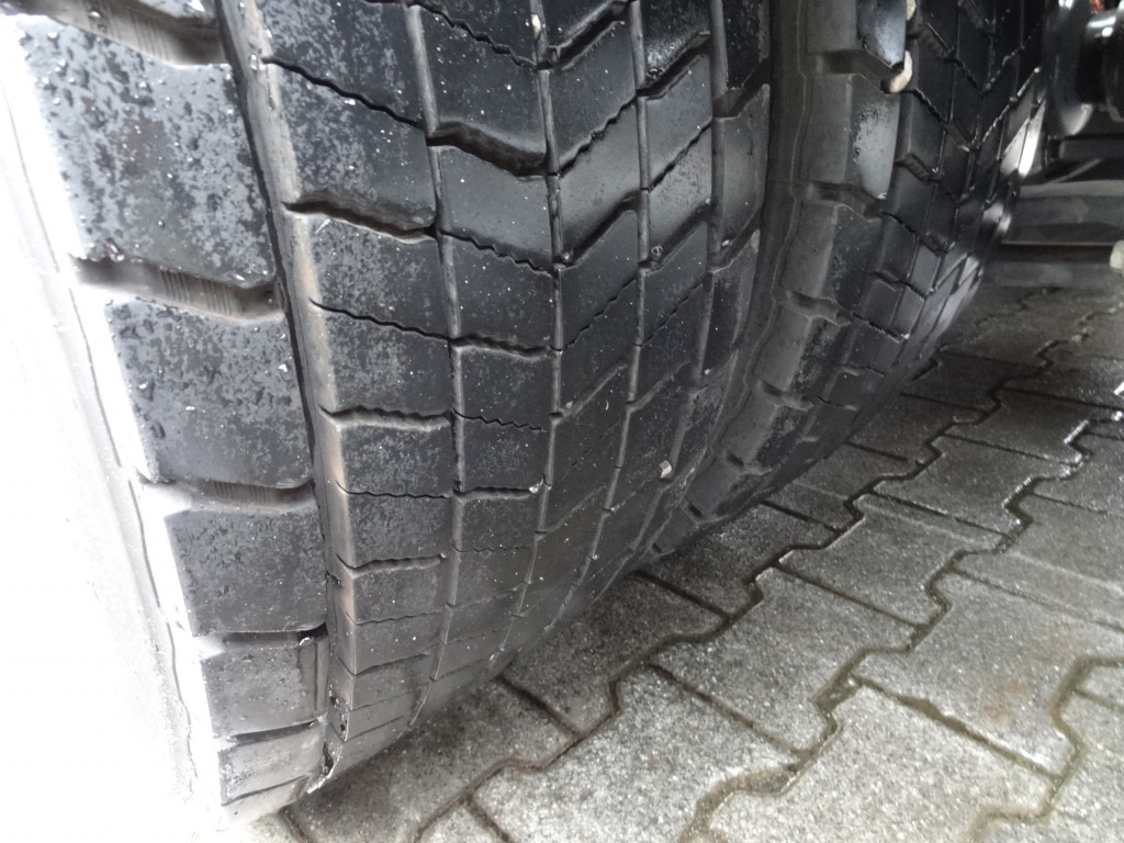 Volvo FL 280.18 mit Kran HMF 910 K3 - شاحنات مسطحة, شاحنة كرين: صورة 2 Volvo FL 280.18 mit Kran HMF 910 K3 - شاحنات مسطحة, شاحنة كرين: صورة 2