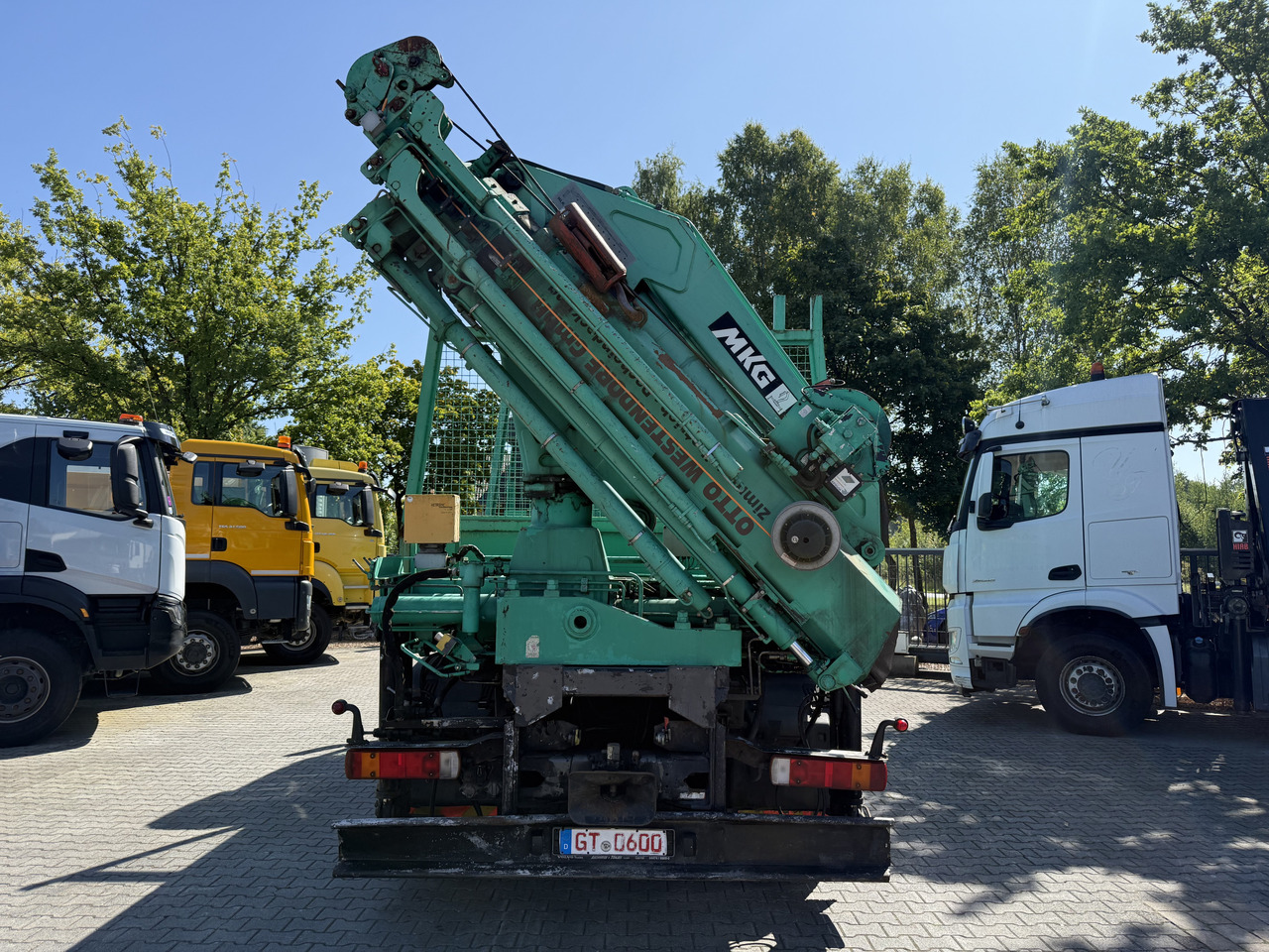 شاحنة كرين Volvo FM12 420 4X4 Kran MKG 300 bis 24 Meter: صورة 14 شاحنة كرين Volvo FM12 420 4X4 Kran MKG 300 bis 24 Meter: صورة 14