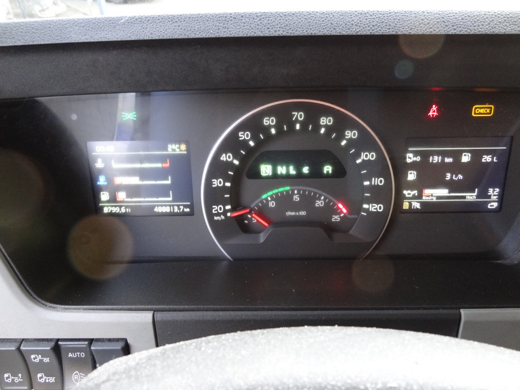 Volvo FM420 4X4 X-Track - شاحنة بهيكل معدني للمقصورة: صورة 5 Volvo FM420 4X4 X-Track - شاحنة بهيكل معدني للمقصورة: صورة 5