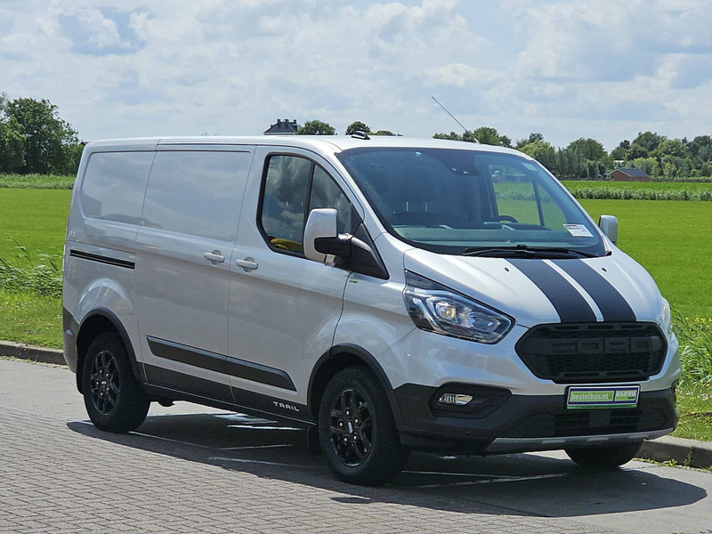 Ford Transit Custom 2.0 L1H1 TRAIL-EDITION! - فان المدمجة: صورة 5 Ford Transit Custom 2.0 L1H1 TRAIL-EDITION! - فان المدمجة: صورة 5
