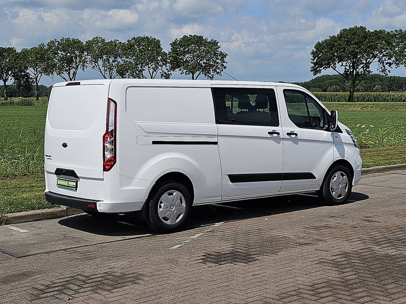 Ford Transit Custom 2.0 L2H1 Dub.-Cab. Navi - فان المدمجة: صورة 3 Ford Transit Custom 2.0 L2H1 Dub.-Cab. Navi - فان المدمجة: صورة 3