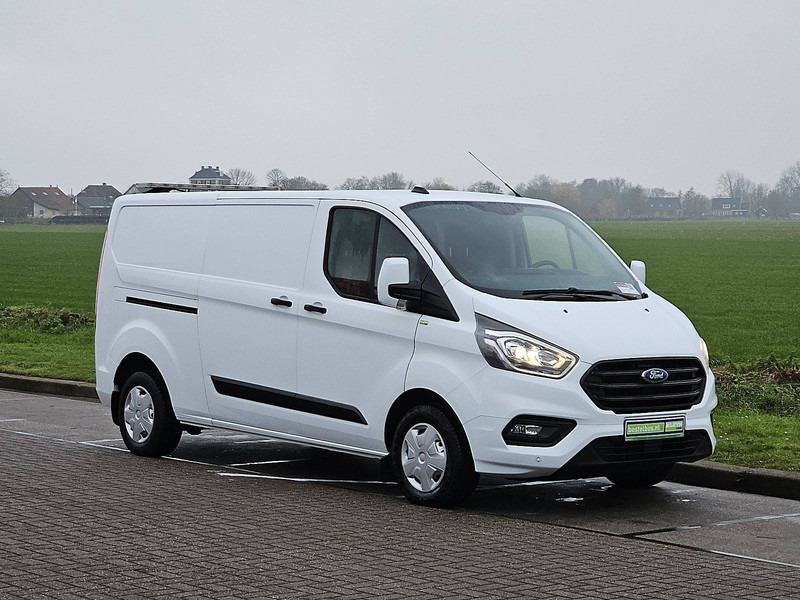 Ford Transit Custom 2.0 TDCI 130 TREND L2 - فان المدمجة: صورة 5 Ford Transit Custom 2.0 TDCI 130 TREND L2 - فان المدمجة: صورة 5